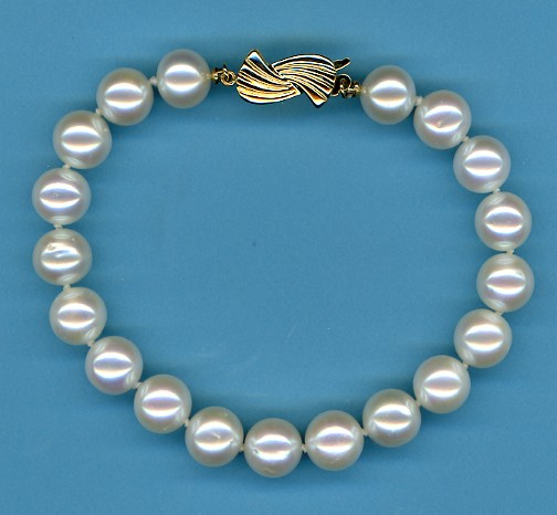 AAA 9-9.5MM White Freshwater Pearl Bracelet, 18K Yellow Gold, Near Round, 8 In.