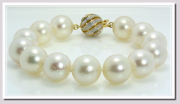 12-12.8MM White Round South Sea Pearl Bracelet 14K Clasp 7.5in