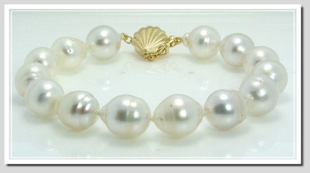 9.9x11.3MM - 10.6x12.4MM White Baroque South Sea Pearl Bracelet 14K Clasp 7.5in