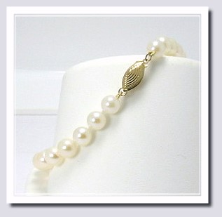 AA 6-6.5MM White Chinese Akoya Cultured Pearl Bracelet 14K Clasp