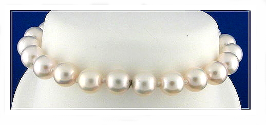 AA Grade 7-7.5MM Japanese Akoya Cultured Pearl Bracelet w/Mystery Clasps, 7 Inches