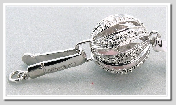 11MM Designer's Diamond Ball Clasp 0.04CT. 14K White Gold