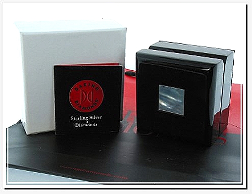 Daring Diamonds Pearl Collection: Pearl Diamond Heart Earrings Silver