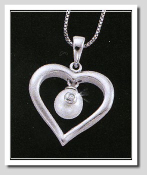Daring Diamonds Pearl Collection: Pearl Diamond Pendant Chain Silver 18in.