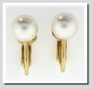 AAA 8-8.5MM White Akoya Cultured Pearl Clip-On Earrings, 14K Yellow Gold
