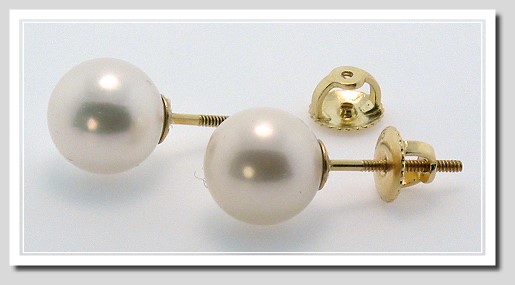 AAA Grade 8.5-9MM Akoya Pearl Earring Studs 14K Yellow Gold Screw On