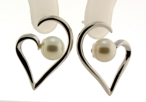 7-7.5MM Freshwater Pearl Heart Earrings, Sterling Silver