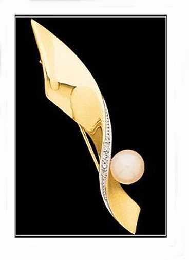 7-7.5MM Cultured Pearl Brooch with Diamonds, 14K Yellow Gold
