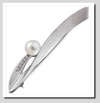 8MM Cultured Pearl Brooch with Diamonds, 14K White Gold