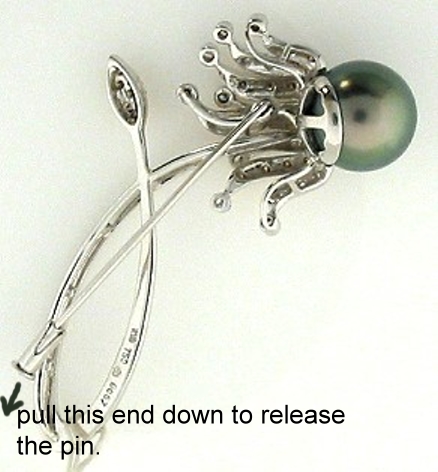 11.84MM Peacock Tahitian Pearl Diamond Brooch 18K Gold 