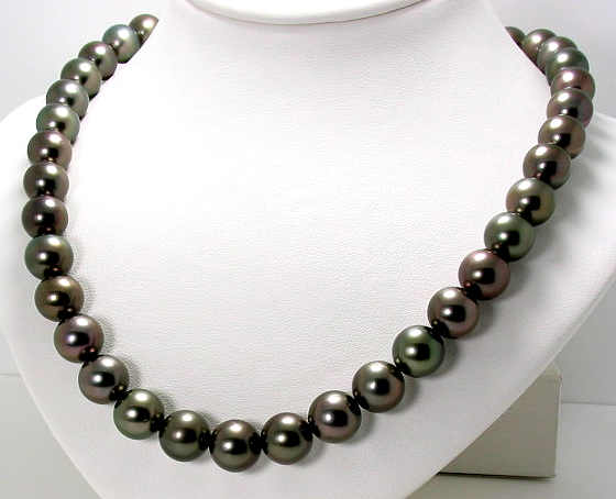 10MM - 11MM Dark Gray/Red Tahitian Pearl Necklace 14K Diamond Clasp 18in