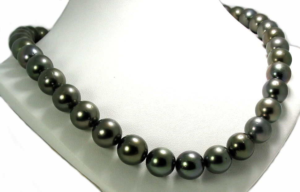 10.1MM - 12.8MM Medium Gray Tahitian Pearl Necklace 14K Clasp 17.5in