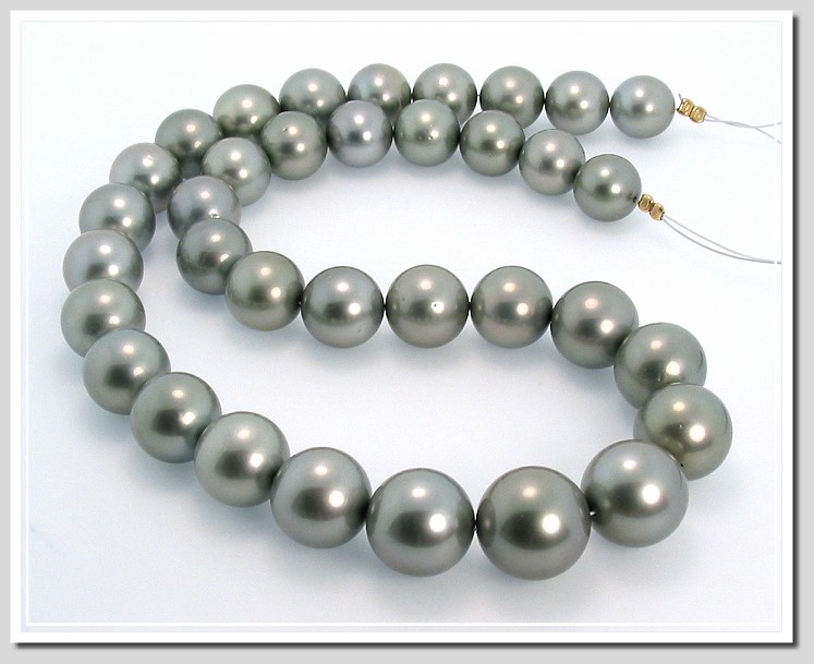 11.1-14.8MM Light Gray Round Tahitian Pearl Necklace 14K Diamond Clasp 0.35CT. 18.5in