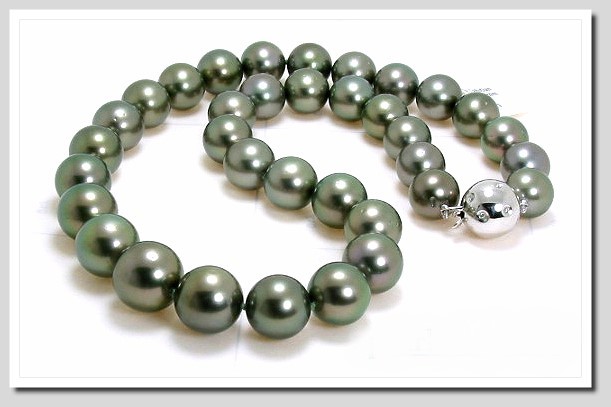 11MM - 13.6MM Gray/Green Tahitian Pearl Necklace 14K Diamond Clasp 17.5in