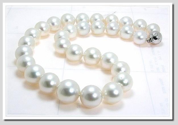 12MM - 15.2MM White South Sea Pearl Necklace 14K Diamond Clasp 17in