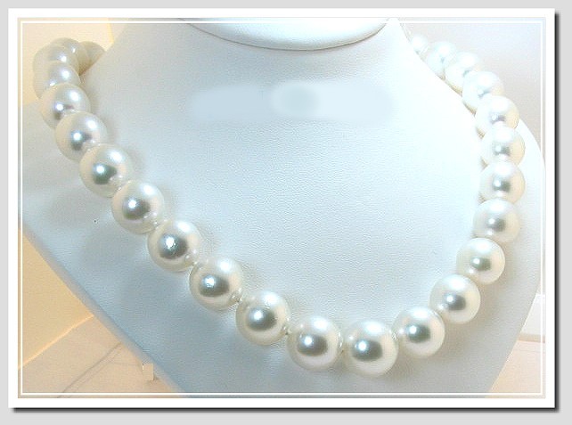 12MM - 15.2MM White South Sea Pearl Necklace 14K Diamond Clasp 17in