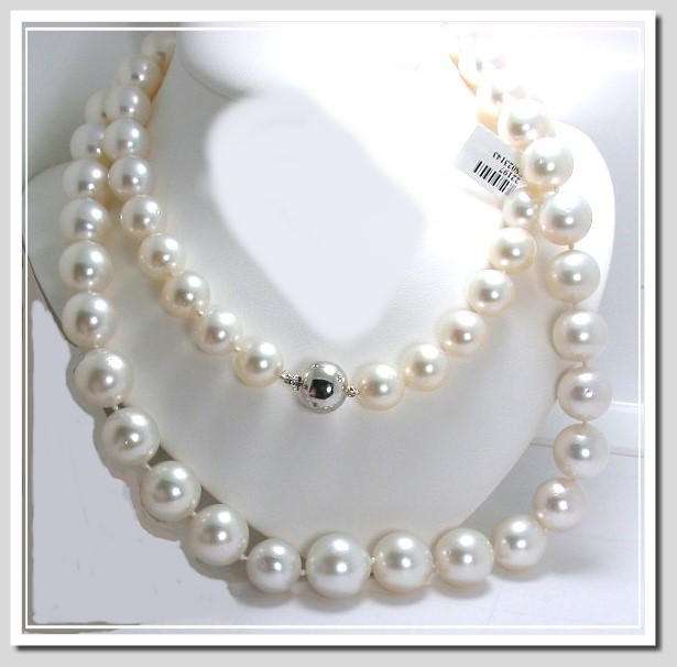 12MM - 16.6MM White South Sea Pearl Necklace 14K Diamond Clasp 35in