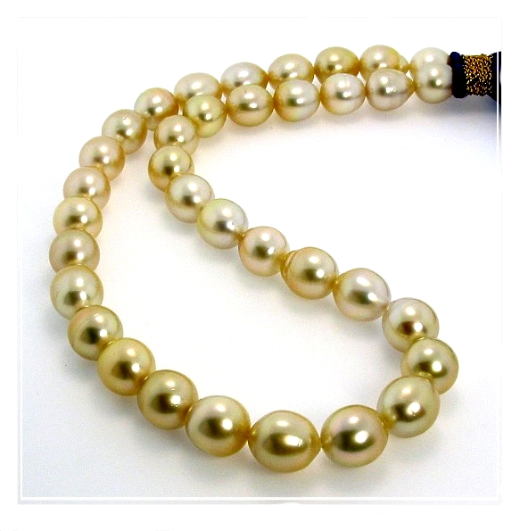 10X11MM-11X13MM Light Golden Oval South Sea Pearl Necklace 14K Diamond Clasp 17.5In