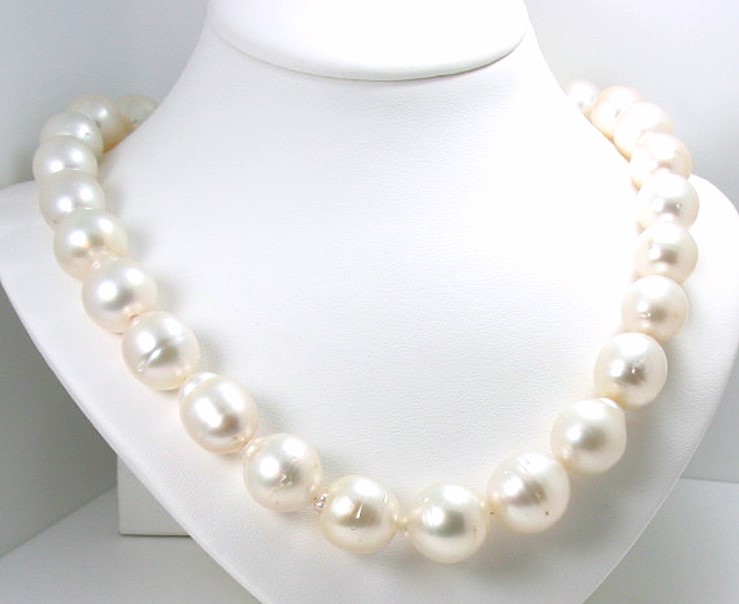 13X14.5MM - 15.3X17.3MM White South Sea Pearl Necklace 14K Diamond Clasp; 17.5in