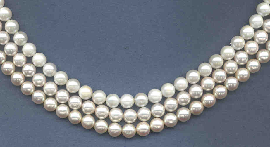 8-8.5MM Japanese Akoya Cultured Pearls, White, AA+ Grade