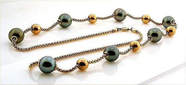 Mov-A-Pearl Tin Cup Necklace 8.5-8.9MM Tahitian Pearls, 14K Yellow Gold, 17 In. 