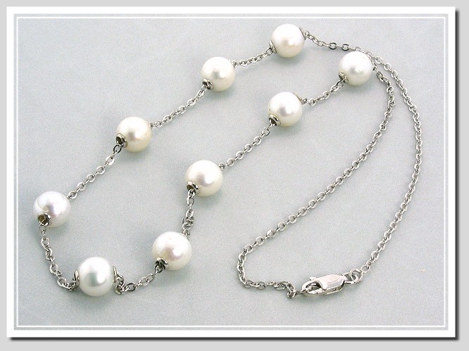 Mov-A-Pearl Necklace w/8-8.5MM White Freshwater Cultured Pearls on Silver Chain, 17 In.