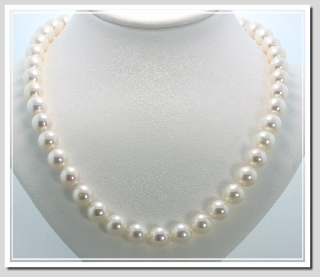 AAA 9-9.5MM White Freshwater Pearl Necklace, 18K Yellow Gold, Near Round, 17 In.
