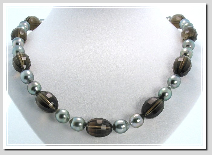 Gray Tahitian Pearl & Faceted Smoky Quartz Bead Necklace 18K Gold 17.5in