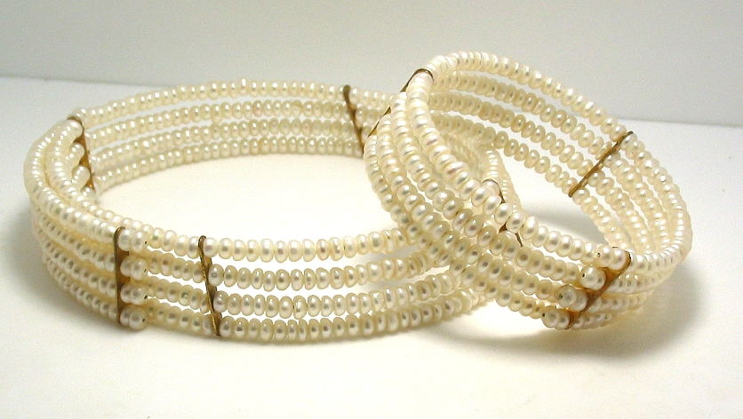 Four Row 4.5-5MM White Freshwater Pearl Choker & Bangle, 15in & 7in