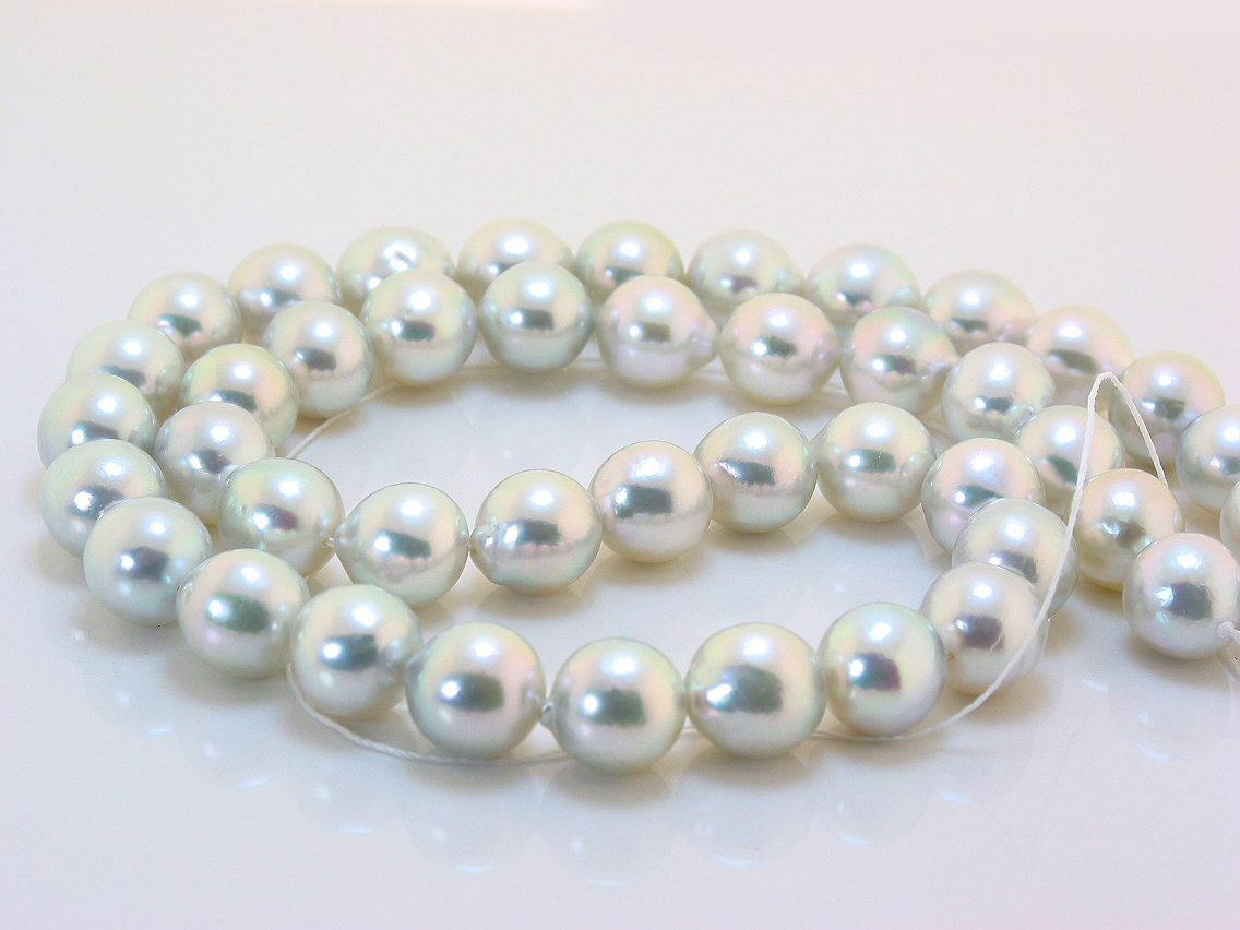 8MM - 9MM Silver Gray Japanese Akoya Pearl Necklace, 14K Clasp, 18in