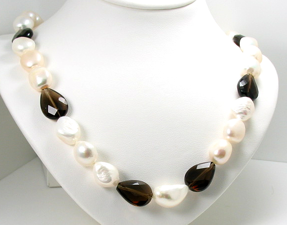 11-12MM White Freshwater Pearl & 13X18MM Smoky Quartz Bead Necklace 20in
