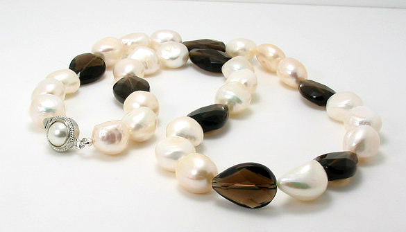 11-12MM White Freshwater Pearl & 13X18MM Smoky Quartz Bead Necklace 20in