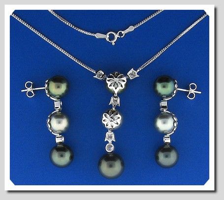 Triple Tahitian Pearl Lariat Necklace/Earrings Set, Total Diamonds 0.32, 18K White Gold