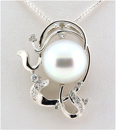 11.8MM White South Sea Pearl Pendant w/0.18 Ct. Diamonds, 18K White Gold