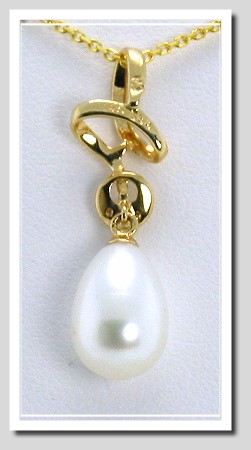 8X10Mm White FW Pearl Diamond Q-Style Pendant 14K Yellow Gold
