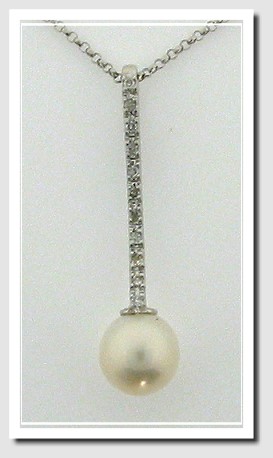 8.5MM White Freshwater Pearl Diamond Pendant 14K White Gold 16in Chain
