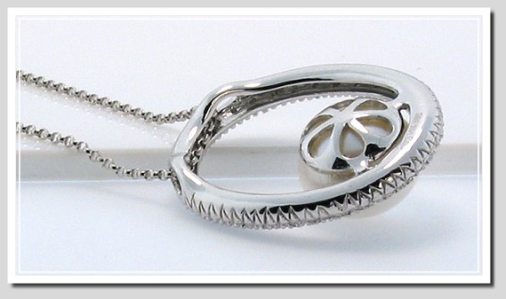 11MM White Pearl Diamond Oval Circle Pendant Chain 14K White Gold 16in