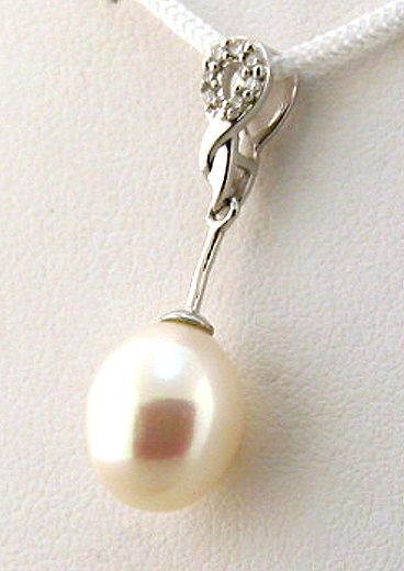 8X10MM White FW Pearl Diamond Pendant 14K White Gold