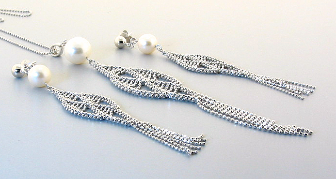 8-11MM White Freshwater Pearl Lace Style Earrings, Pendant /18in Chain, Silver