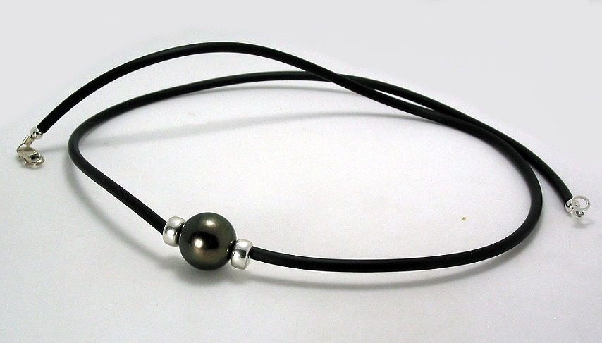 1158MM Tahitian Pearl & Roundals on Black Rubber Cord, Silver, 21in. 