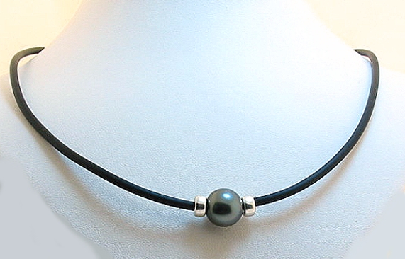 10.9MM Dark Gray Tahitian Pearl & Bead on Rubber Cord Necklace, Silver 18in