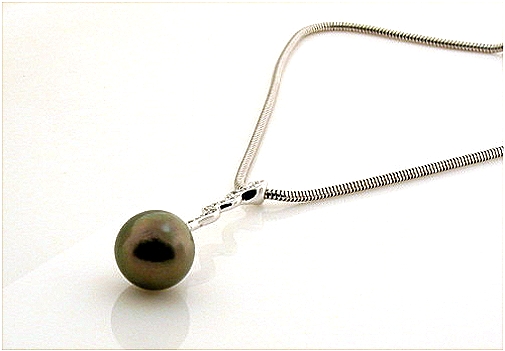 9.7MM Black Tahitian Pearl Lariat Necklace, 14K White Gold w/0.18 Ct. Diamonds