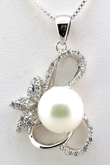 10-10.5MM White Freshwater Pearl CZ Pendant /18in Chain, Sterling Silver