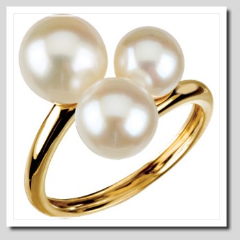 6.5-9MM Three Freshwater Pearl Ring 14K Yellow Gold