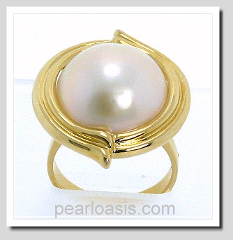 15.4MM Japanese Mabe Pearl Ring 14K Yellow Gold Size 7