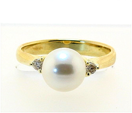 8-8.5mm Cultured Pearl Ring w/Diamonds, 14K Yellow Gold, Size 7