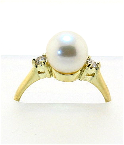 8-8.5mm Cultured Pearl Ring w/Diamonds, 14K Yellow Gold, Size 7