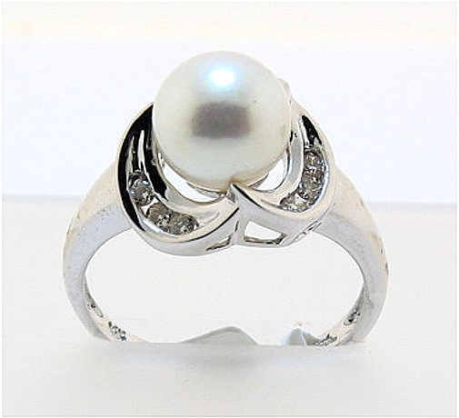 8.5MM White Cultured Pearl Ring w/9 Diamonds, 14K White Gold, Size 7.5