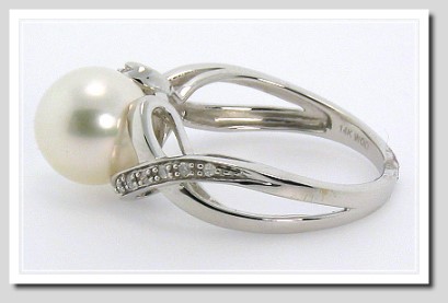 AAA 9-9.5MM White FW Pearl Diamond Ring 14K White Gold