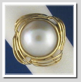 12MM White Japanese Mabe Pearl Ring 14K Yellow Gold Size 7.5